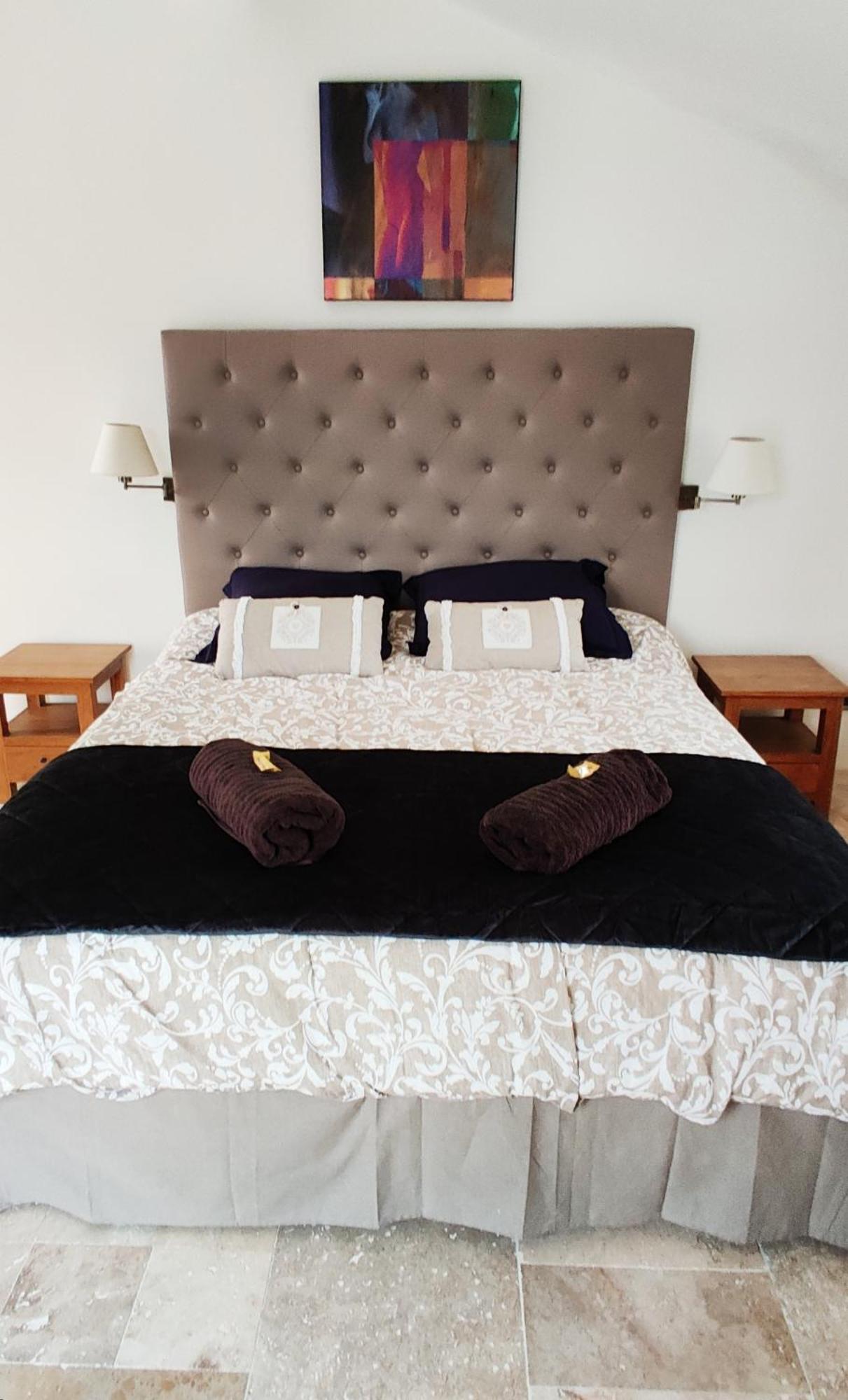Chambre Cosy Avec Terrasse Sur La Colline Boisee, Parking Prive, Jardin, Calme, Climatisation, 10 Mn Pont Du Gard Num7 Rochefort-du-Gard Esterno foto